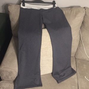 Lululemon reversible grey yogas